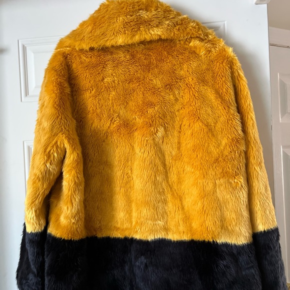 French Connection Yellow and Black Teddy Coat - Picture 4 of 5